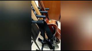 Video thumbnail for Fixation of New 3 Guitar Folding Stand by Fender by pottop channel
