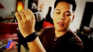 Download lagu Berlian Band - Bintang mp3 Download lagu Berlian Band - Bintang mp3