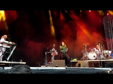 Little Dragon - Wildfire (Live@Popaganda) 4K