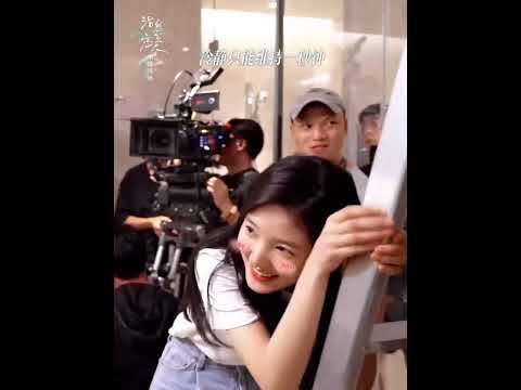 #shorts 這麼會親你不要命啦！ 羅雲熙強勢索吻章若楠，兩人都整害羞了！【治愈系恋人 Love is Panacea】#罗云熙 #章若楠