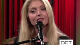 DCT Concerts: Laura Dodd &quot;LONELY CHRISTMAS EVE&quot;