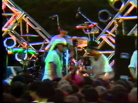 REM - WIld Thing @ Raleigh U.S. - 27 May 1985