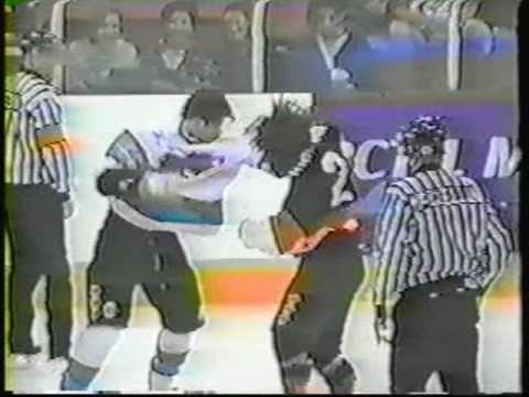 Rocky Thompson vs Scott Parker