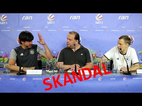 Skandal Pressekonferenz Jogi Löw und Lukas Podolski - Deutschland Nordirland EM 2016 Frankreich