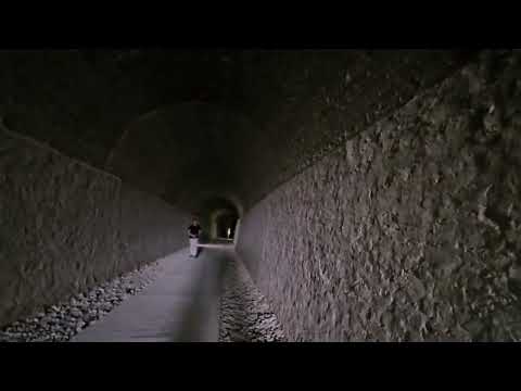 Cruzamos el túnel del Ferrocarril Central del Chubut en  Gaiman