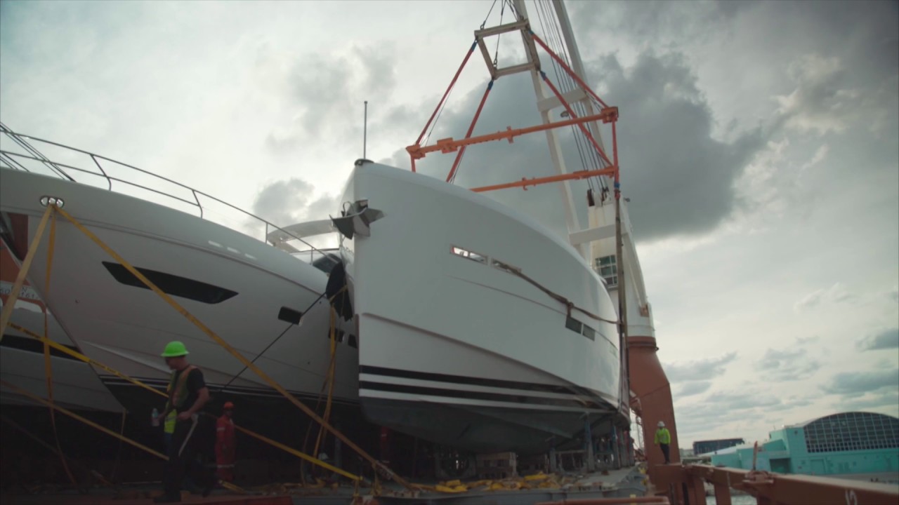 Delta Powerboats 88 Carbon Yacht Hits U.S. Shores
