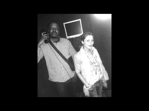 Melroos ft. Starvin Marvin 100% lobbie