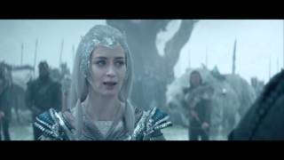Le Chasseur et la Reine des Glaces / Extrait "Apportez-moi le mirroir" VF [Au cinéma le 20 Avril]