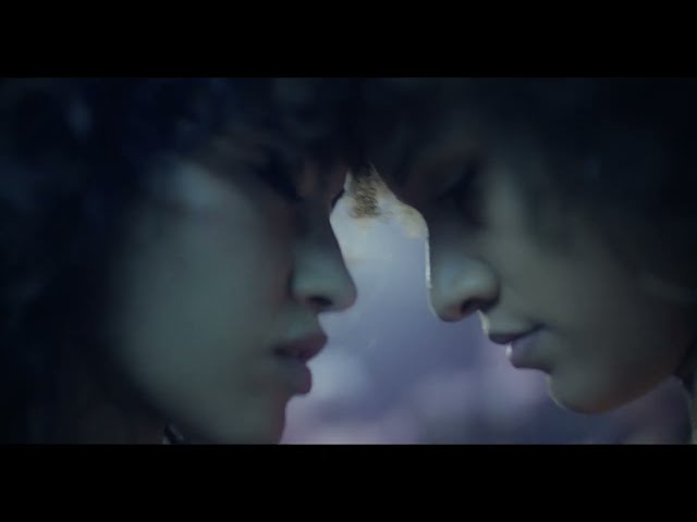 Ums von Twocolors & Barbz ((jetzt ansehen))