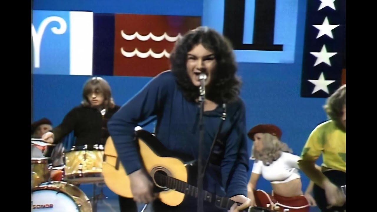 American Woman - The Guess Who (The Ray Stevens Show - 1970) - YouTube