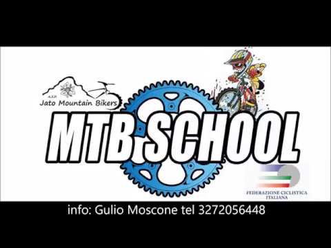 Una lezione della scuola MTB a San Giuseppe Jato