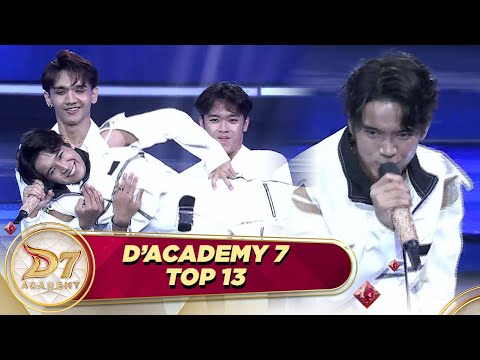 Panggung Pesona! Arbil Bikin Semua Terhipnotis Dengan Lagu “Ada Di Mana-mana” | D’Academy 7 Top 13