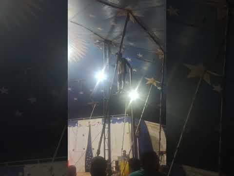 o maluco do giro Erick os últimos espetáculo do circo real fênix em jerumenha Piauí