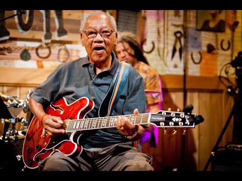 Lucky Barn (S03E01) Ernest Ranglin - Congoman Chant @Pickathon 2015