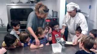 preview picture of video 'Cours de cuisine aux trois mousquetaires'