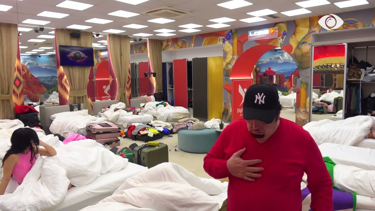 “Çohuni se erdhën ndihmat”/ Juliani zgjon me të bërtitura banorët - Big Brother Albania VIP 3