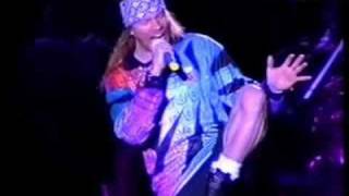 Guns N&#39; Roses - Sweet Child o Mine (Use Your Illusion Tour)