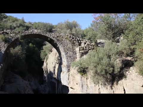 Турция. Кёпрюлю каньон (Köprülü Kanyon Milli Parkı). Римский мост.