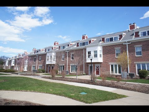 Louisburg Square Quincy condo for sale - 158 Quincy Shore Dr Unit 90 Quincy MA