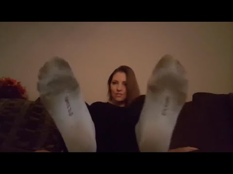she commands you in her dirty socks