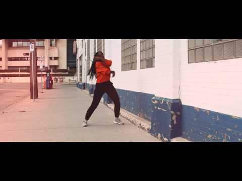 CRNO NA BIJELO - SRCE KAŽE (OFFICIAL VIDEO)