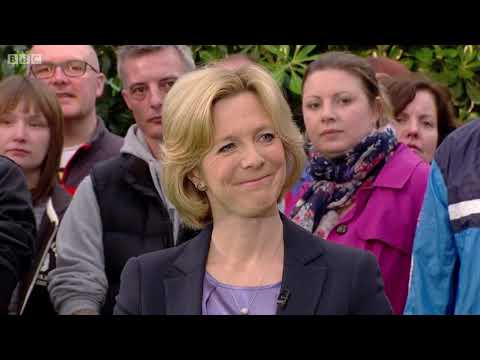 2015 04 19 - Snooker World Championship - Walden v Dott