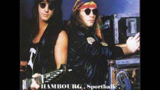 Bon Jovi - The Boys Are Back In Town (Live Hamburg 1989)