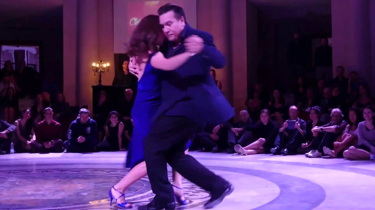 Video thumbnail for Chicho Frúmboli & Juana Sepúlveda, Milonga de mis amores (Chicho e Juana Napoli Long Weekend, 4/5)