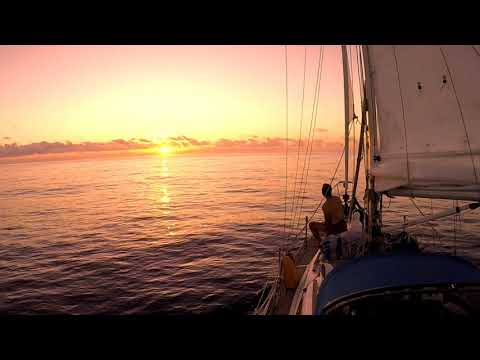 Alone at sea - embracing the solitude of the open ocean
