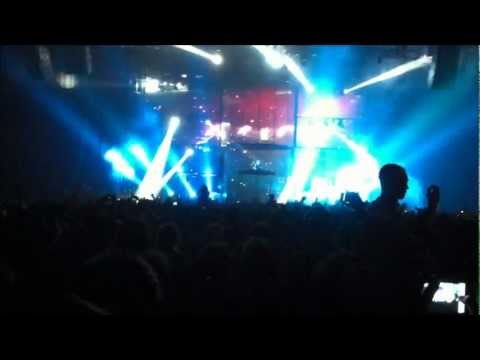 Avicii - ID w/ Dave Armstrong - Make A Move [Planet House Music]