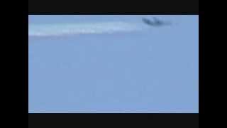 28.08.12 Black Plane Spraying Chemtrail.