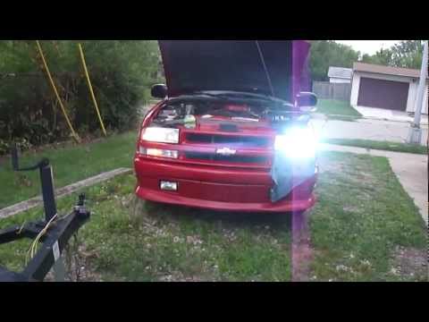 HID Head lights Chevy Blazer Xtreme vs 9006 Street Glow Blubs