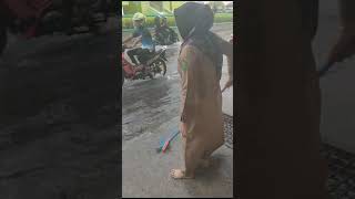 Download lagu banjir Acil Hadrah kebanjiran😅😅😅 mp3