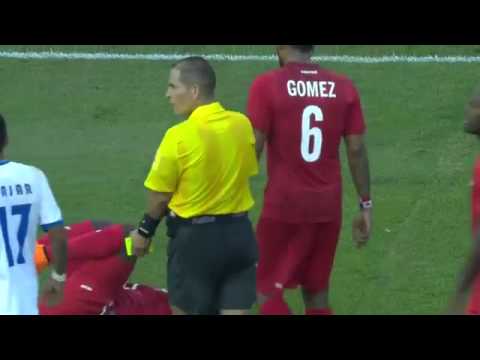 Yellow card HON - No.21 Brayan BECKELES  #GoldCup2015 #CopaOro201@fenafuthorg @fepafut