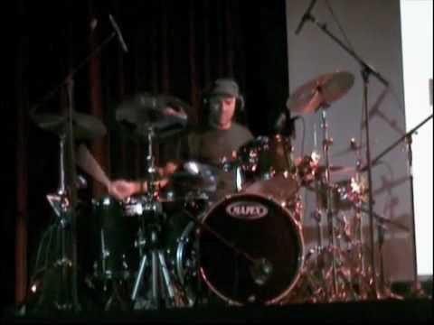 Franck Vaillant Drum solo  (Mapex-Meinl-Vater)