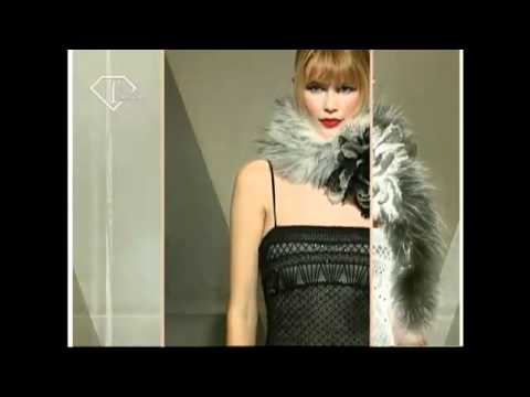 fashiontv - VALENTINO HC PE 1998 - fashiontv - FTVcom (1).mp4