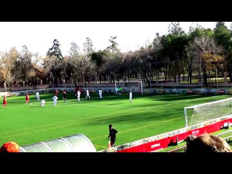 Sho asistencia del gol partido vs Parla Escuela