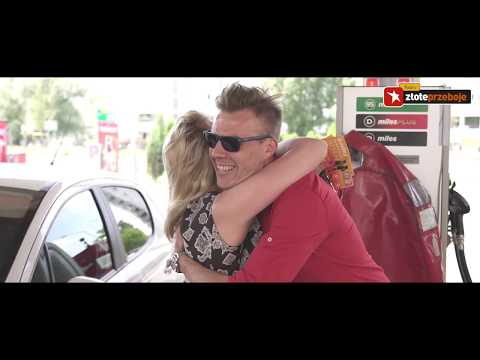 Gadający dystrybutor odc. 7, czyli Ania śpiewa "Chciałbym być sobą" na stacji benzynowej!