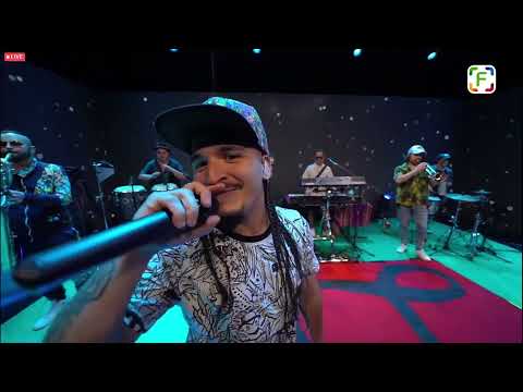 Santaferia y La Combo Tortuga fpay 10 pesos fest