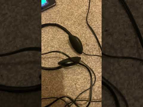 Blowing up nugget earbuds dank pods style .