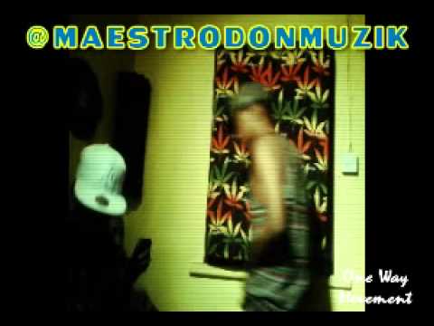 Pencil " The Lunatic " & Maestro Don " Di Psycho "- Studio Vibing (Short Clippings) - September 2014