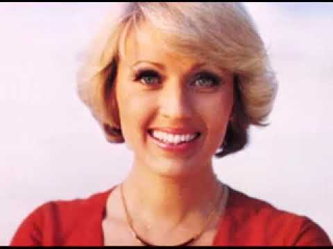 Monica Aspelund: High-heeled Shoes (Ranskalaiset korot)