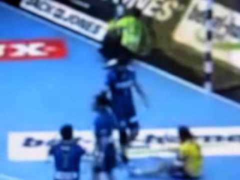 HSV - Cimos Koper 27:27, referees "last second" decision