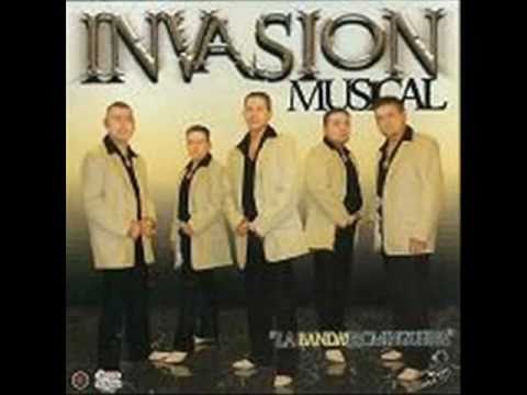 Invasion Musical - Banda Dominguera.wmv