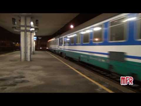 E403.010 ed E403.011: incrocio dell' ICN 799 Torino P.N-Salerno e dell' ICN 796 Salerno-Torino P.N.