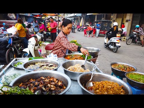 Ready Foods And Traffic In Phnom Penh In The Evening