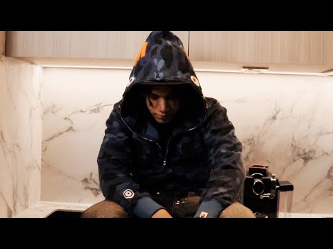 Kenoh - me, myself & i [Official Music Video]