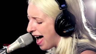 White Hinterland - &quot;Too Shy to Say&quot; (Live at WFUV)
