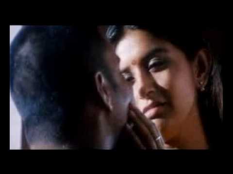 Nice song 4m Aayitha ezhuthu