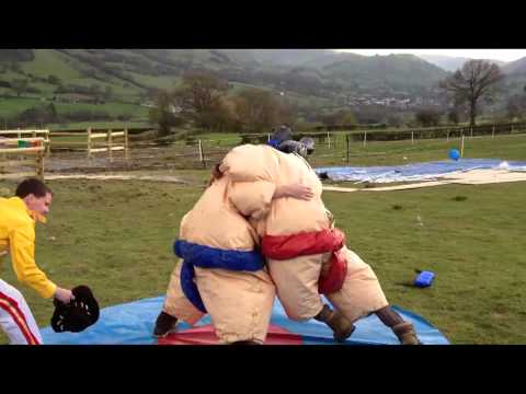 Sumo suit shenanigans!